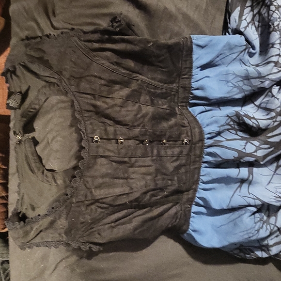 Alice in wonderland tea dress - Picture 2 of 4